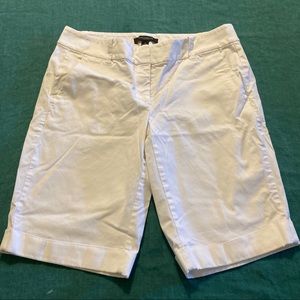 Ann Taylor Size 2 White Shorts